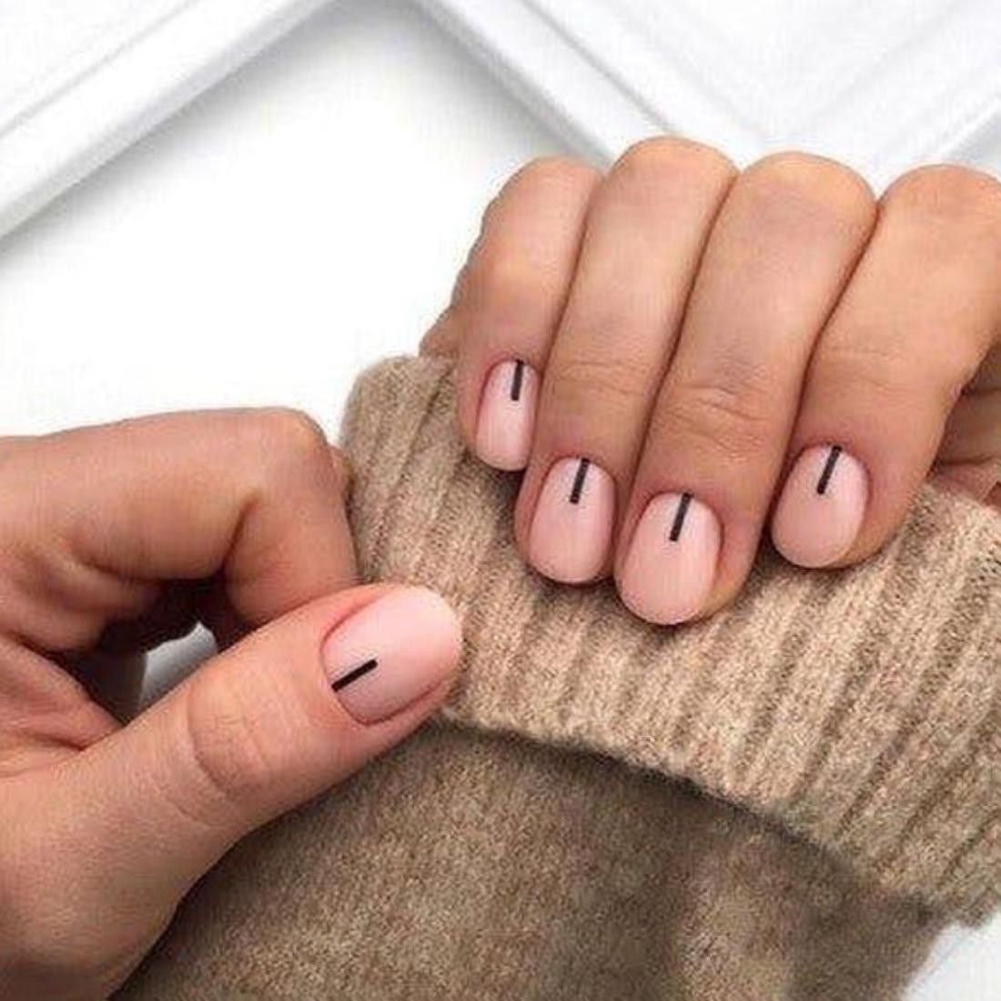 10 mẫu nail màu nude cực sang chảnh giúp nàng đẹp ‘ăn đứt chúng bạn’