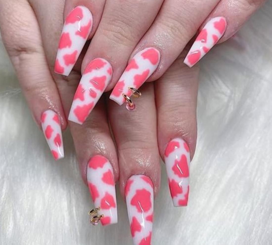 Những mẫu nail bò sữa đẹp trẻ trung dẫn đầu xu hướng hiện nay