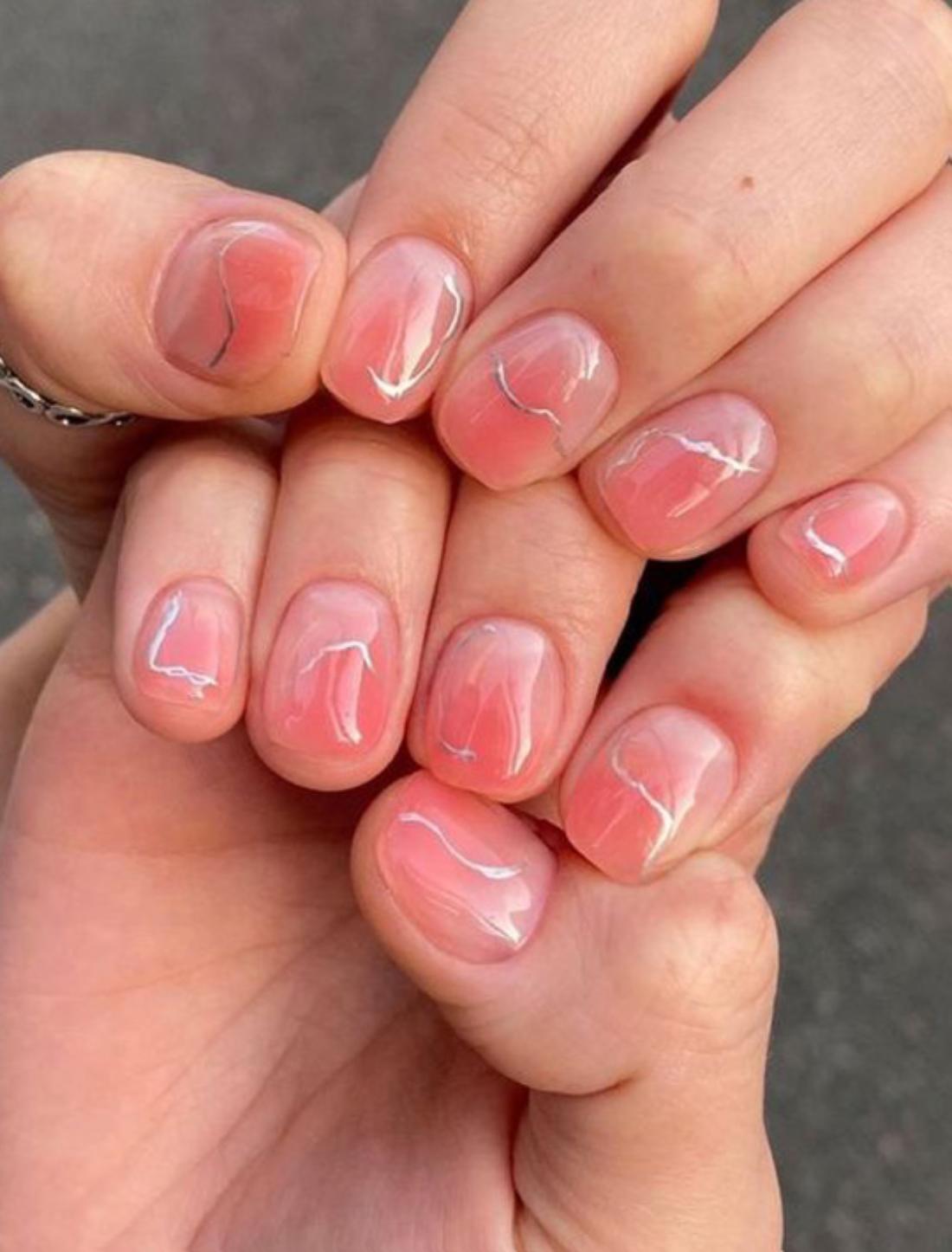 Tổng hợp các mẫu nail đơn giản nhưng sang xịn mịn cho nàng